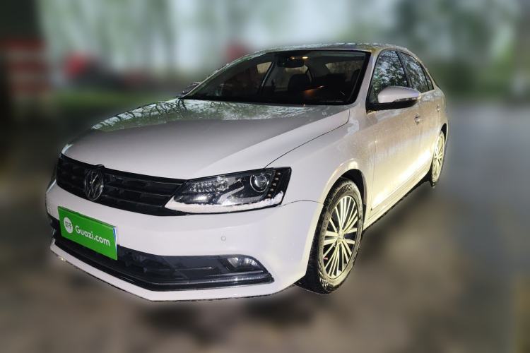 Used Volkswagen Sagitar 2017 230TSI Manual Luxury Model