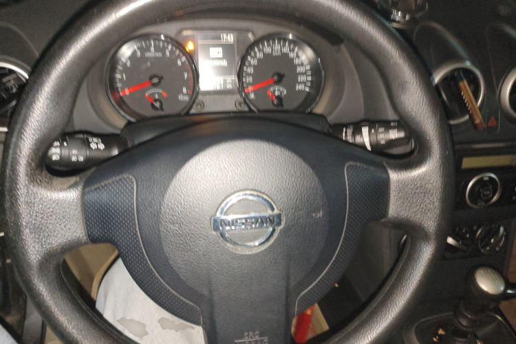 Used Nissan Qashqai 2012 2.0 XL Fire 6MT 2WD Steering Wheel