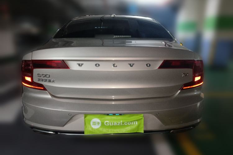 Used Volvo S90 2018 T4 Zhiyuan Edition