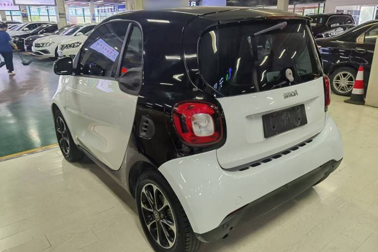 Used smart fortwo 2015 1.0L 52 kW Hardtop Passion Edition