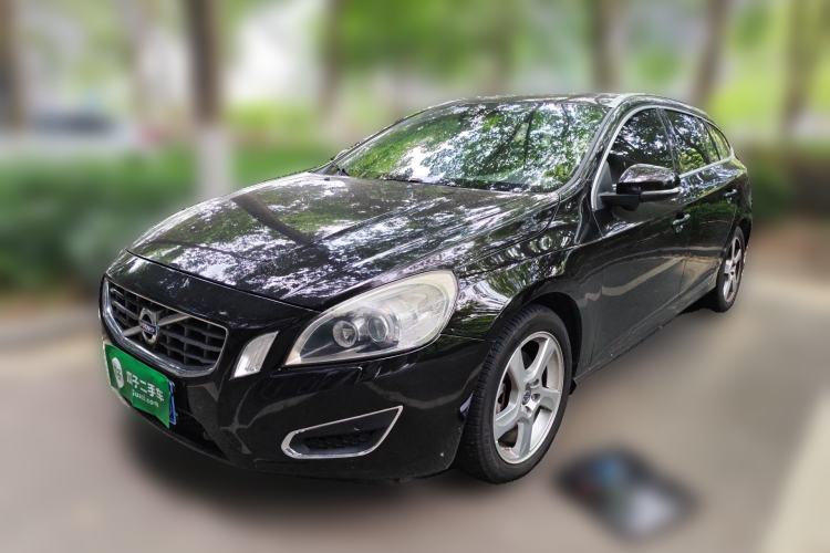 Used Volvo V60 2013 T5 Smart Edition