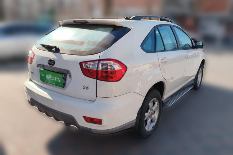 Used BYD S6 2013 Jingyue Edition 2.0L Manual Luxury Model 5 Seats
