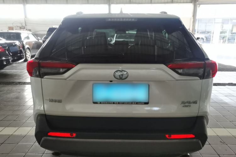 Used Toyota RAV4 2021 2.0L CVT 4x4 Trend Edition
