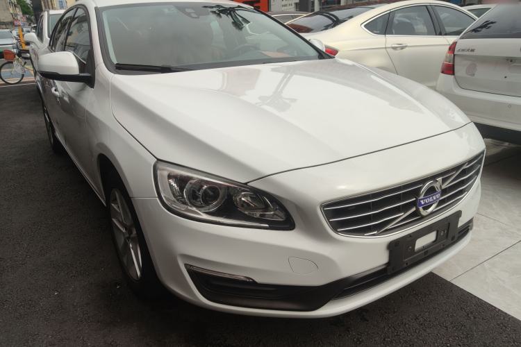 Used Volvo S60 2015 S60L 2.0T Smart Drive Edition
