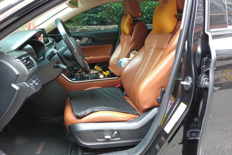 Used Hongqi H5 2019 30TD Smart Connect Dynamic Edition Left Front Seat