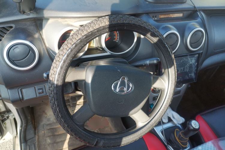 Used CHANGAN KAICHENG Ounuo S 2015 1.5L CNG Model Steering Wheel