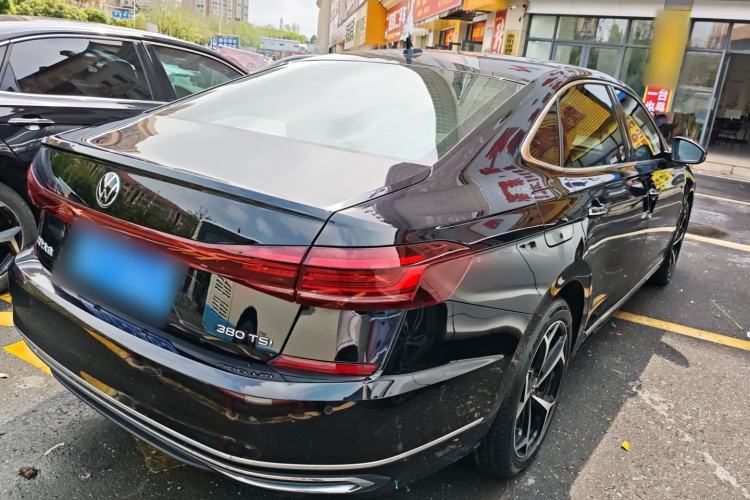 Used Volkswagen Passat 2025 Outstanding Model 380TSI Starry Dragon Glorious Edition Rear Right 45 Deg