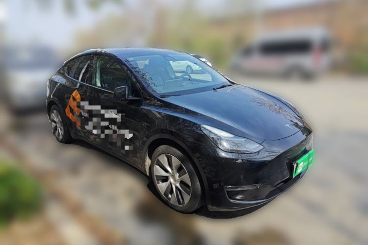 Used Tesla Model Y 2022 Long-Range All-Wheel-Drive Version