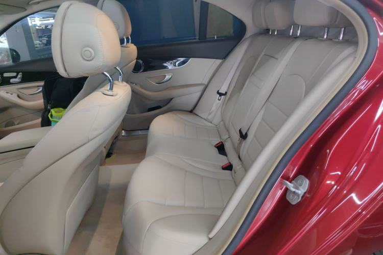 Used Mercedes-Benz C-Class 2015 C 200 L
