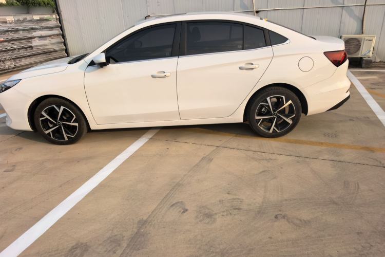 Used Roewe i5 2024 1.5L CVT Luxury Edition