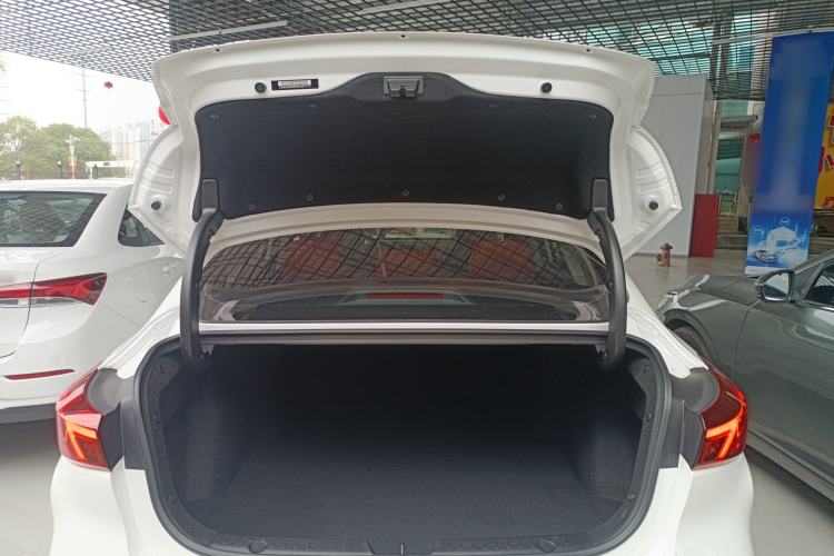 Used Changan Eado 2021 PLUS Blue Whale NE 1.4T GDI DCT Prestige Model
