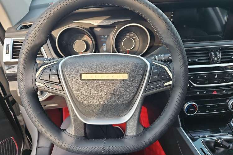 Used Leopaard CS10 2015 2.0T Manual Supreme Edition Steering Wheel