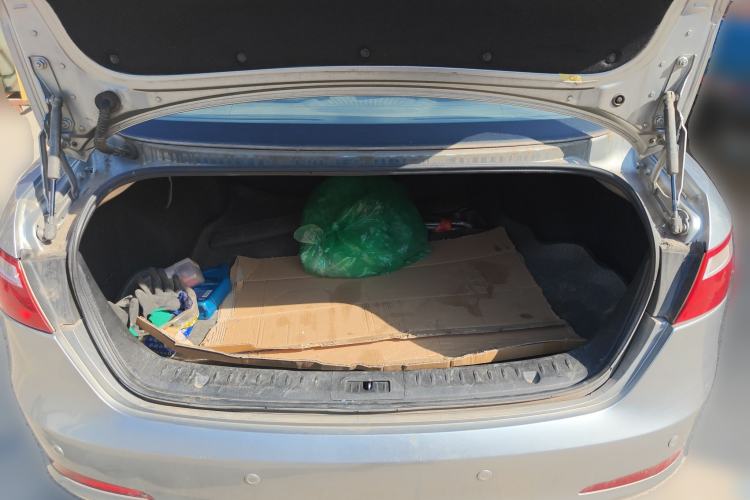 Used Bestune B70 2014 2.0L manual luxury version