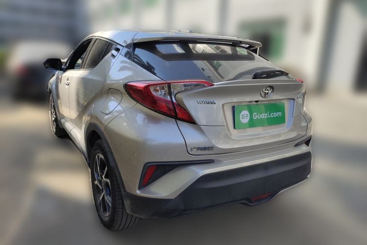 Used Toyota C-HR 2018 2.0L Leading with Sunroof China V Standard Rear Left 45 Deg