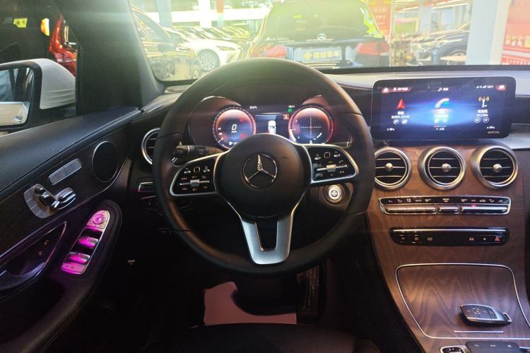 Used Mercedes-Benz GLC 2020 Facelift GLC 300 L 4MATIC Dynamic Edition Steering Wheel