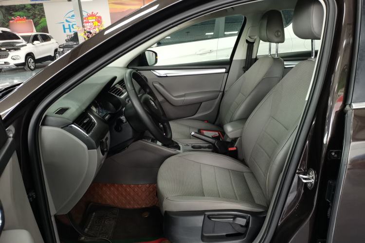 Used Skoda Octavia 2015 1.6L Automatic Yijie Edition
