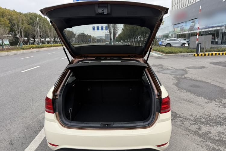 Used Volkswagen Gran Lavida 2017 180TSI DSG Comfort Edition