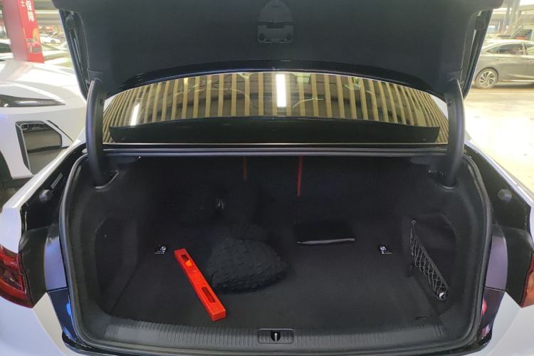 Used Audi A4L 2018 30th Anniversary Edition 40 TFSI Trendy Model Trunk