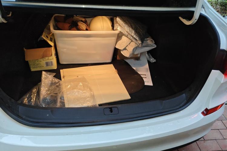 Used Chevrolet Monza 2020 320 Automatic Enjoyment Edition Trunk