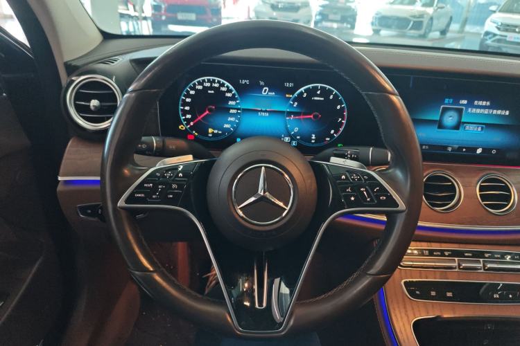 Used Mercedes-Benz E-Class 2023 Updated E 300 L Fashion Edition
