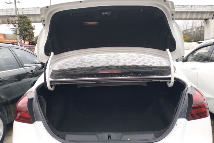 Used Geely Auto Emgrand 2018 1.5L Manual Upward Connect Edition Trunk