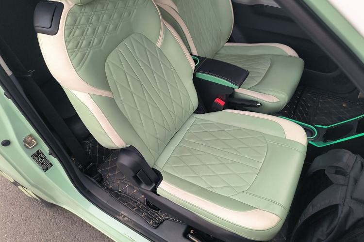 Used Wuling Hongguang MINIEV 2021 Macaron Premium Model – Lithium Iron Phosphate Right Front Seat