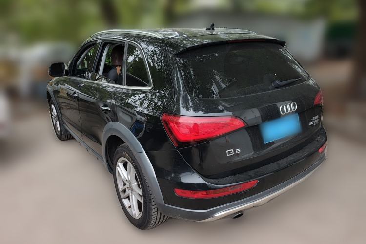 Used Audi Q5 2017 Plus 40 TFSI Comfort Model Rear Left 45 Deg