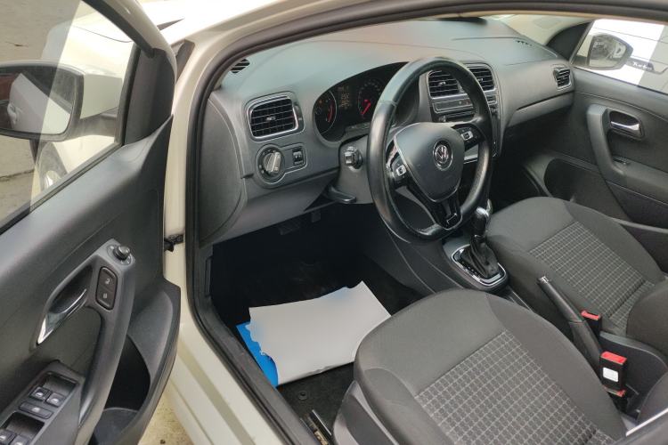 Used Volkswagen Polo 2016 1.6L Automatic Comfort Model Driver Seat