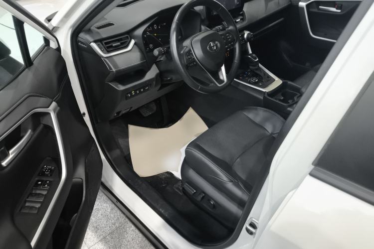 Used Toyota Wildlander 2023 Dual-Motor 2.5L E-CVT Four-Wheel Drive Prestige Edition