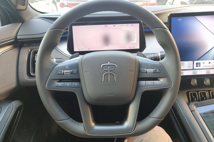 Used BYD Song L EV 2025 Intelligent Driving Version 602 km Range LiDAR-equipped All-Wheel-Drive Type