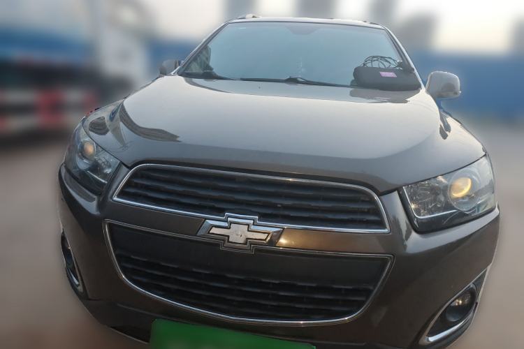 Used Chevrolet Captiva 2015 2.4L 4x4 Flagship Edition 7-Seater Front