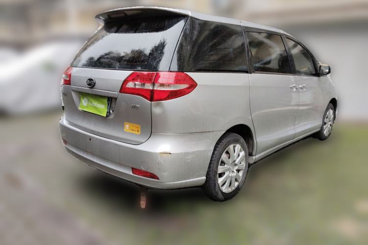 Used BYD M6 2013 2.0L Manual Comfort Edition

