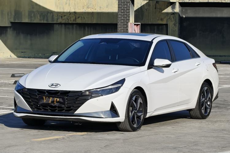 Used Hyundai Elantra 2022 1.5L CVT LUX Prestige Edition Exterior 1