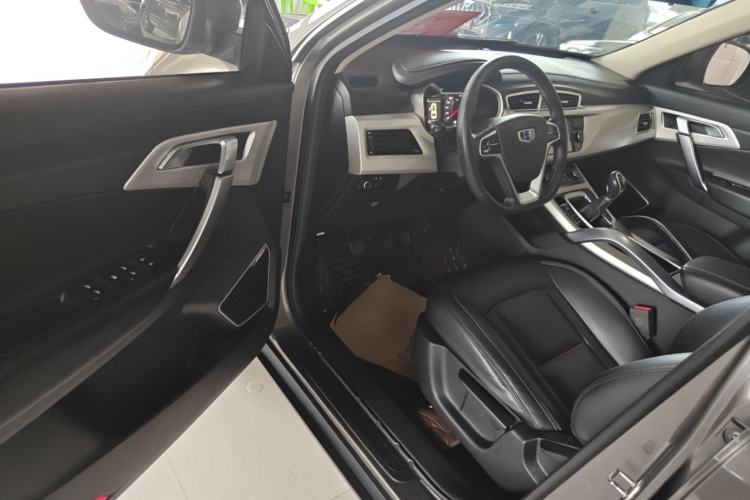 Used Geely Auto Emgrand X7 Sport 2018 2.0L Manual Two-Wheel Drive Zhiya Version Driver Seat