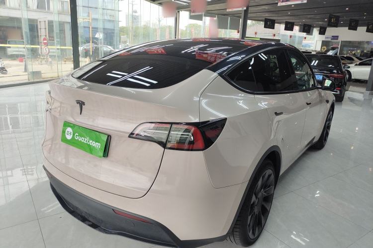Used Tesla Model Y 2022 Rear-Wheel-Drive Version