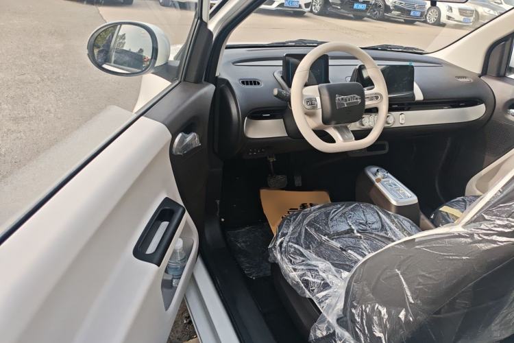 Used CHANGAN NEVO Lumin 2026 Model Treasure Edition 205km Passionate Beige Ningde Driver Seat