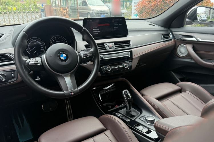 Used BMW X2 2021 Restyled sDrive25i Sharp Edition Interior 2