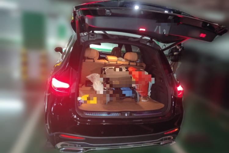 Used Mercedes-Benz GLC 2023 Refreshed GLC 300 L 4MATIC Dynamic Version 7-Seater Trunk