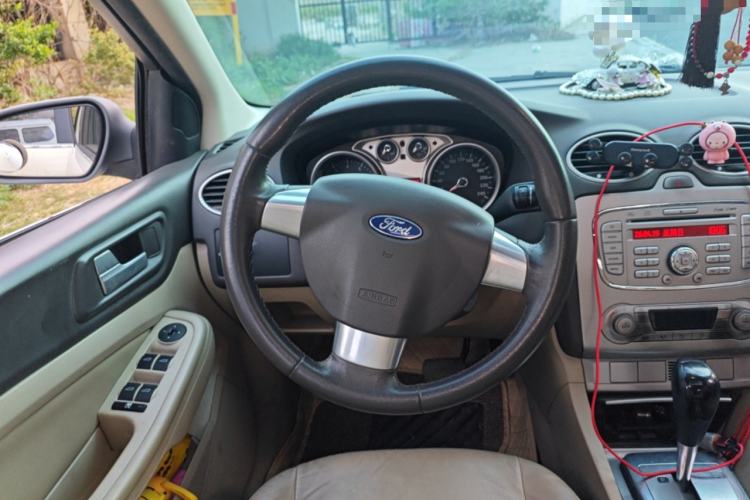 Used Ford Focus 2013 Hatchback Classic 1.8L Automatic Fashion Edition