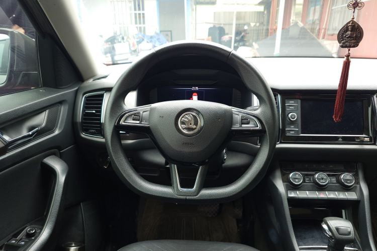 Used Skoda Kodiaq 2019 Restyled TSI330 5-Seater Two-Wheel Drive Comfort Version China V Emission Standard Steering Wheel