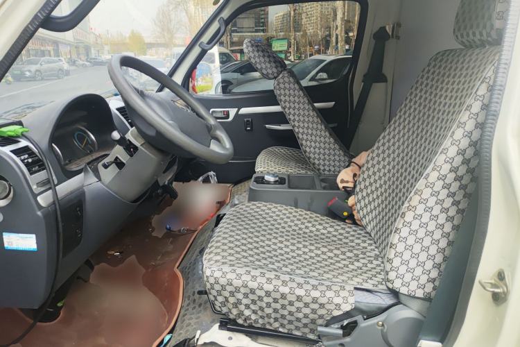 Used Golden Dragon Hiace New Energy 2023 Longyun GLE850 50.38 kWh Left Front Seat