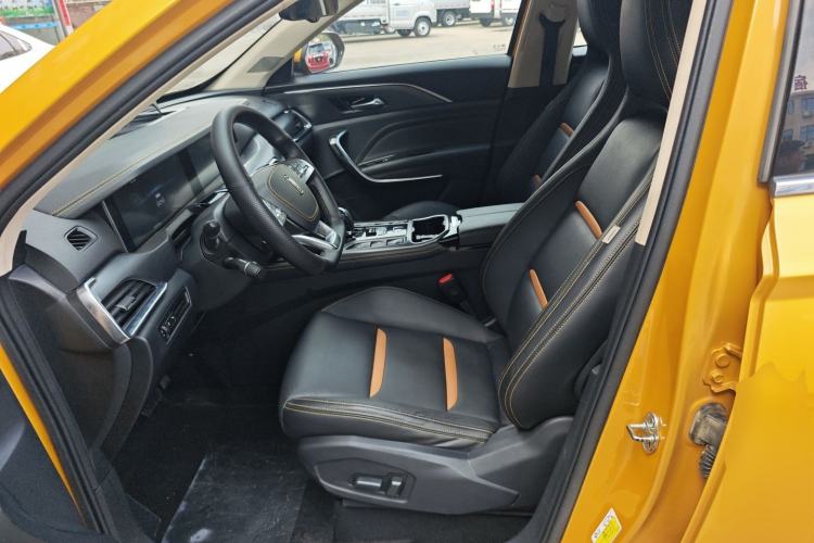 Used Bestune T77 2020 PRO 280 TID Automatic Prestige Model Left Front Seat