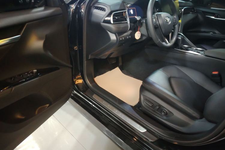 Used Toyota Camry 2021 Dual-Motor 2.5HG Luxury Edition Driver Seat