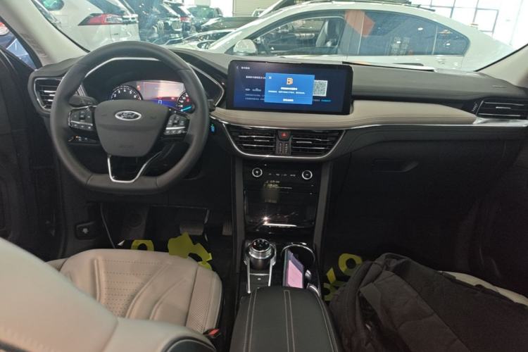 Used Ford Escape 2020 EcoBoost 245 Two-Wheel-Drive Titanium Edition Center Console