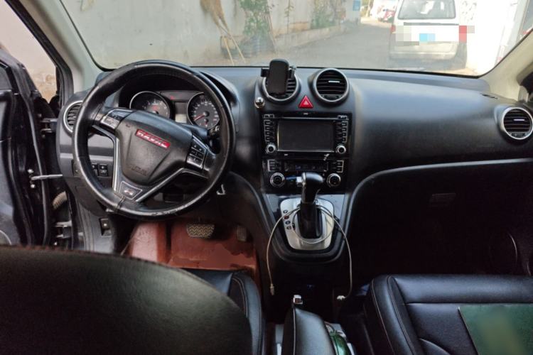 Used Haval H6 2013 Upgraded Model 2.4L Automatic Two-Wheel Drive Elite Version