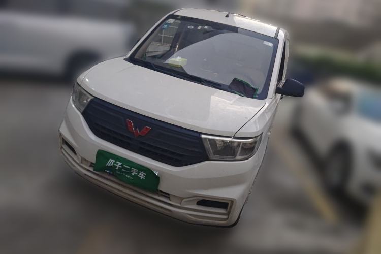 Used Wuling Hongguang V 2019 1.5L Base Window-Sealed Vehicle China VI LAR
