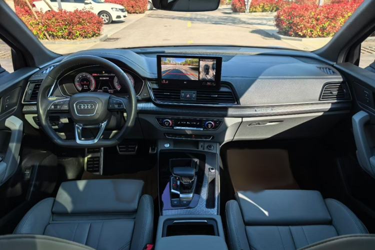 Used Audi Q5L 2023 40T Luxury Dynamic Model Interior 6