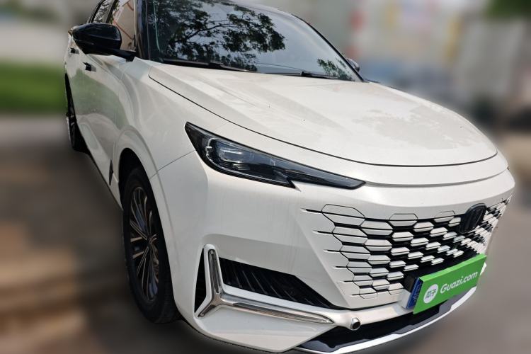 Used CHANGAN UNI-K 2023 2.0T Two-Wheel Drive Enjoyment Version
