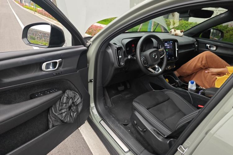 Used Volvo C40 2022 Long-Range Version Driver Seat