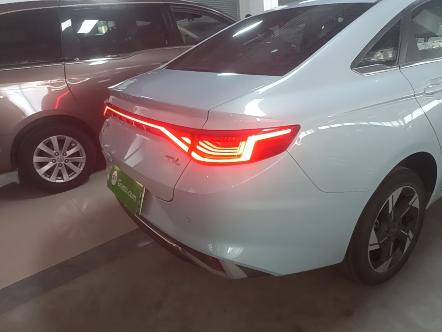 Geely Auto Emgrand L HiP 2022 1.5TD-DHT Pro 100KM Super Rui — снимка 9